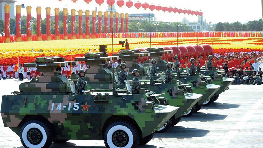 匹配华柴动力的120辆战车参加国庆60周年阅兵